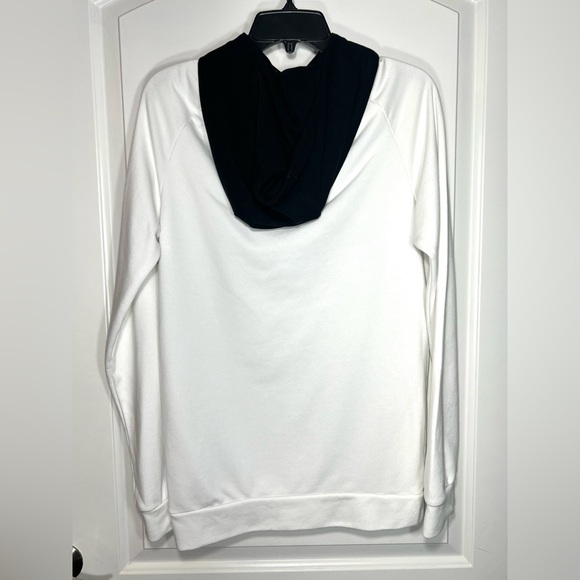 Nike Air Hoodie - Picture 2 of 2